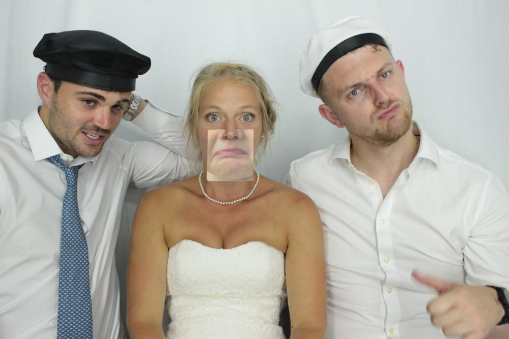 Laura & Oliver | View more photos from the event at gallery.myphotoboothexperience.co.uk/u/MyPhotoBoothExperienceLtd/Laura-Oliver